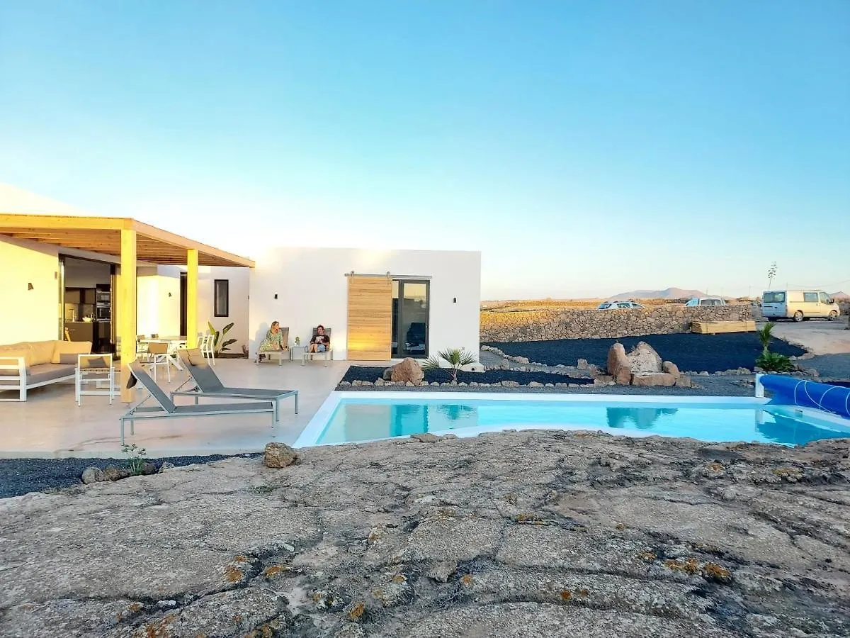 Villa Tabaiba En Lajares Con Piscina Spain