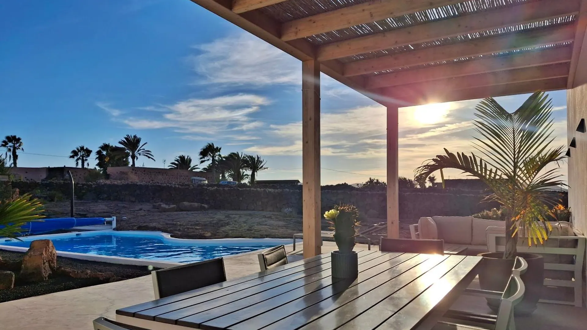 Villa Tabaiba En Lajares Con Piscina
