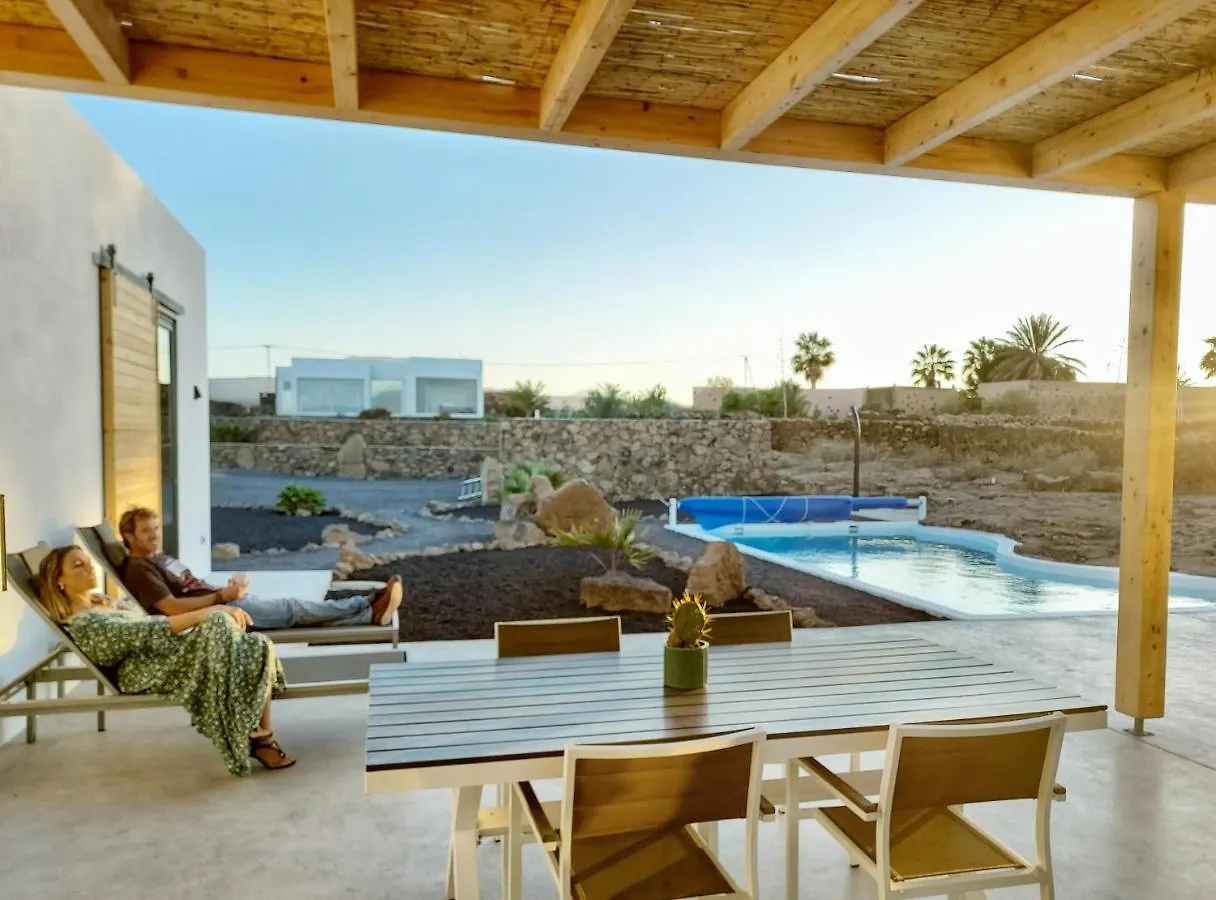 Villa Tabaiba En Lajares Con Piscina