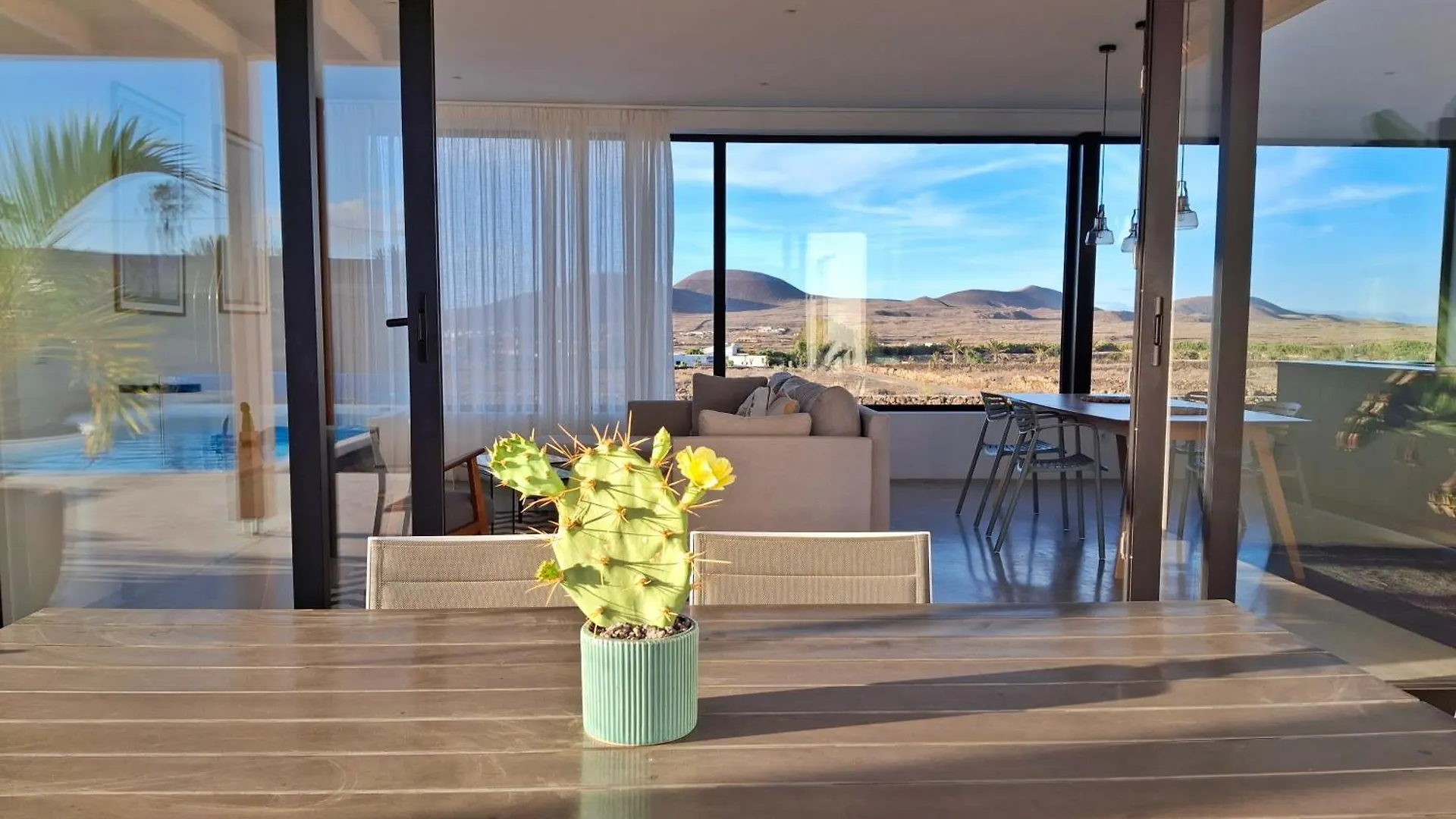 Villa Tabaiba En Lajares Con Piscina